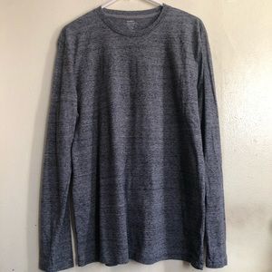 Old navy long sleeve shirt